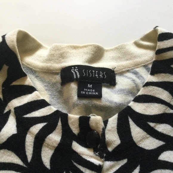 Sisters Floral Cardigan Sweater 3/4 Sleeves Button Front Black Ivory SZ M - Picture 4 of 13
